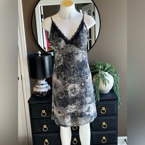 WALLFLOWER Grey White Black Stretch Camisole Slip Dress Size Medium